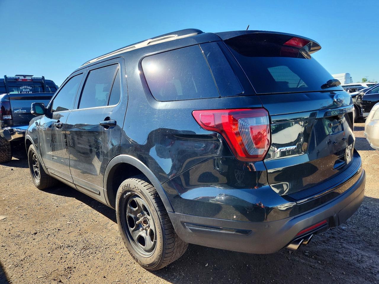 2018 Ford Explorer Sport - Image 2