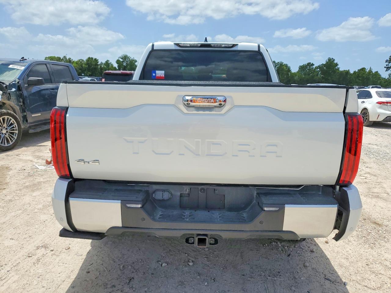 2024 Toyota Tundra Limited - Image 6