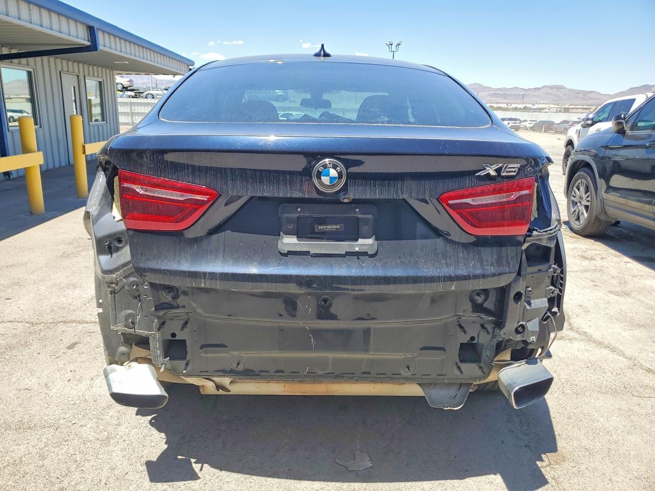 2016 BMW X6 xDrive35I - Фото 6