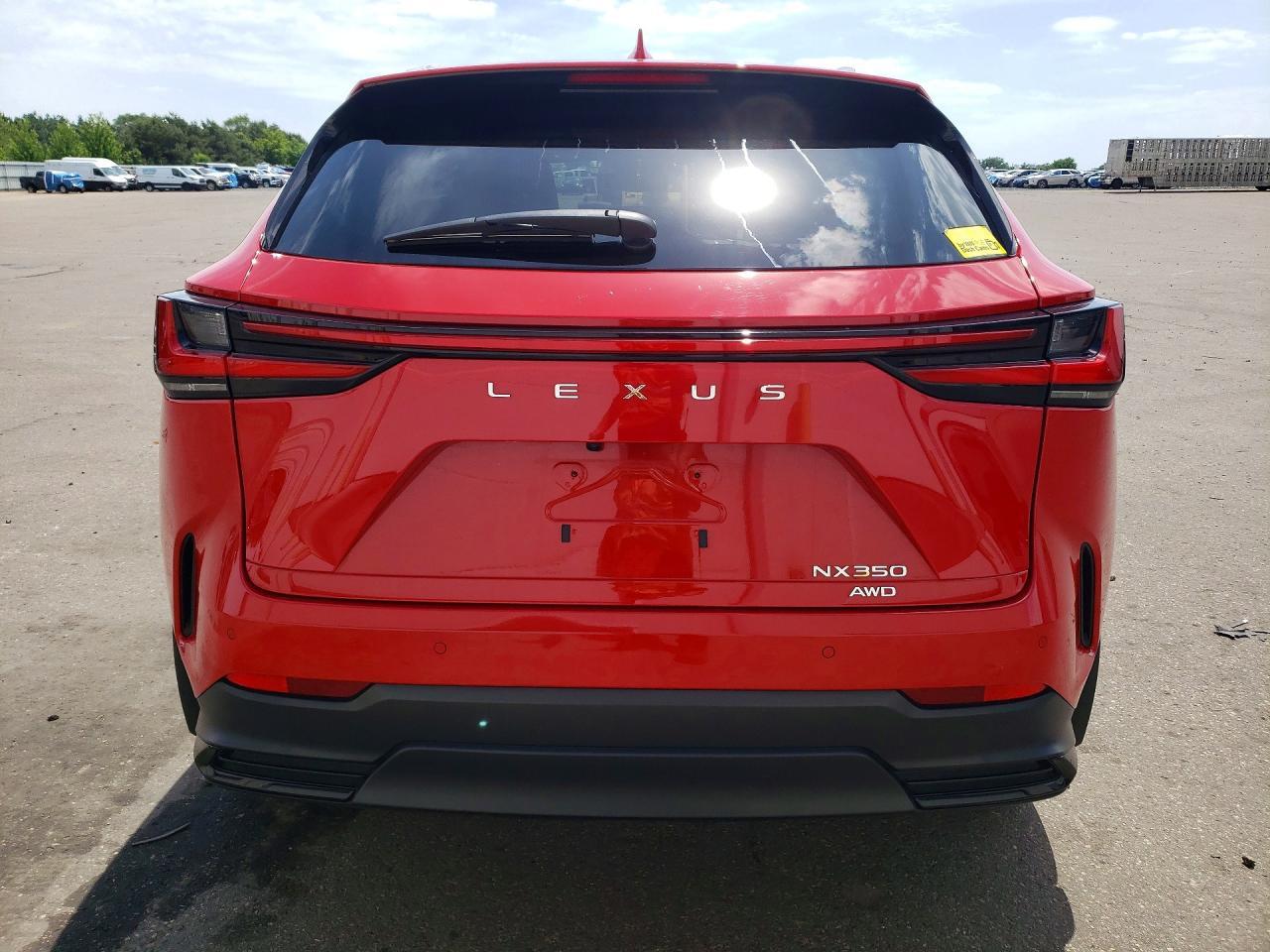 2024 Lexus Nx 350 Luxury - Image 6