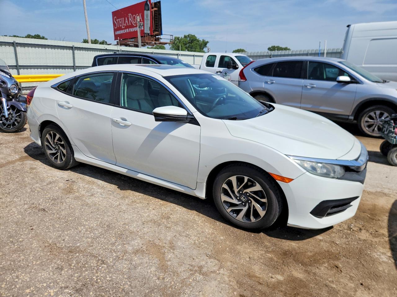 2016 Honda Civic Ex - Image 4