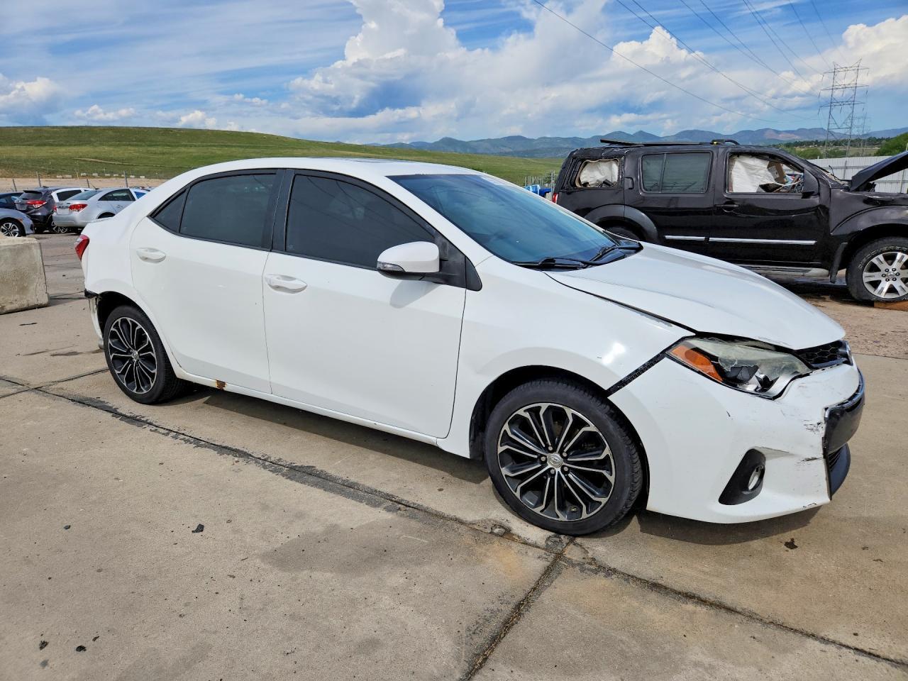 2015 Toyota Corolla S Plus - Image 4