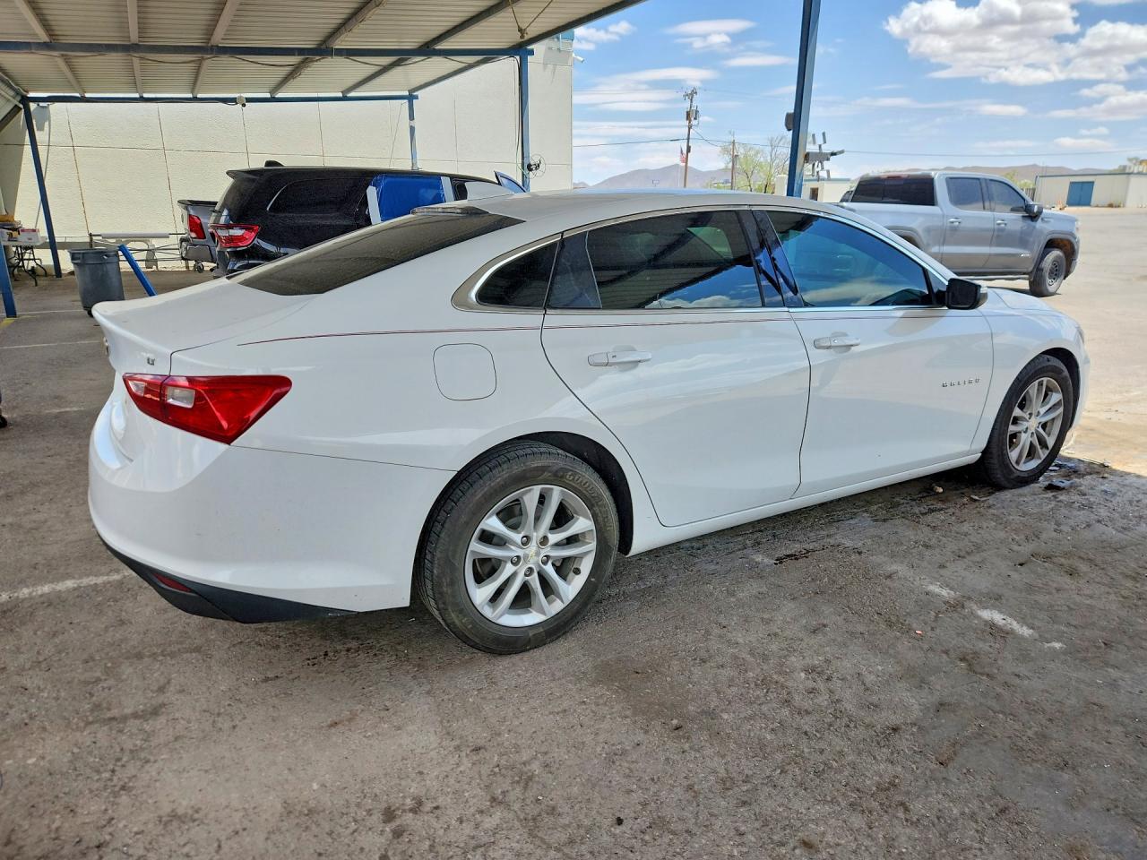 2018 Chevrolet Malibu Lt - Image 3