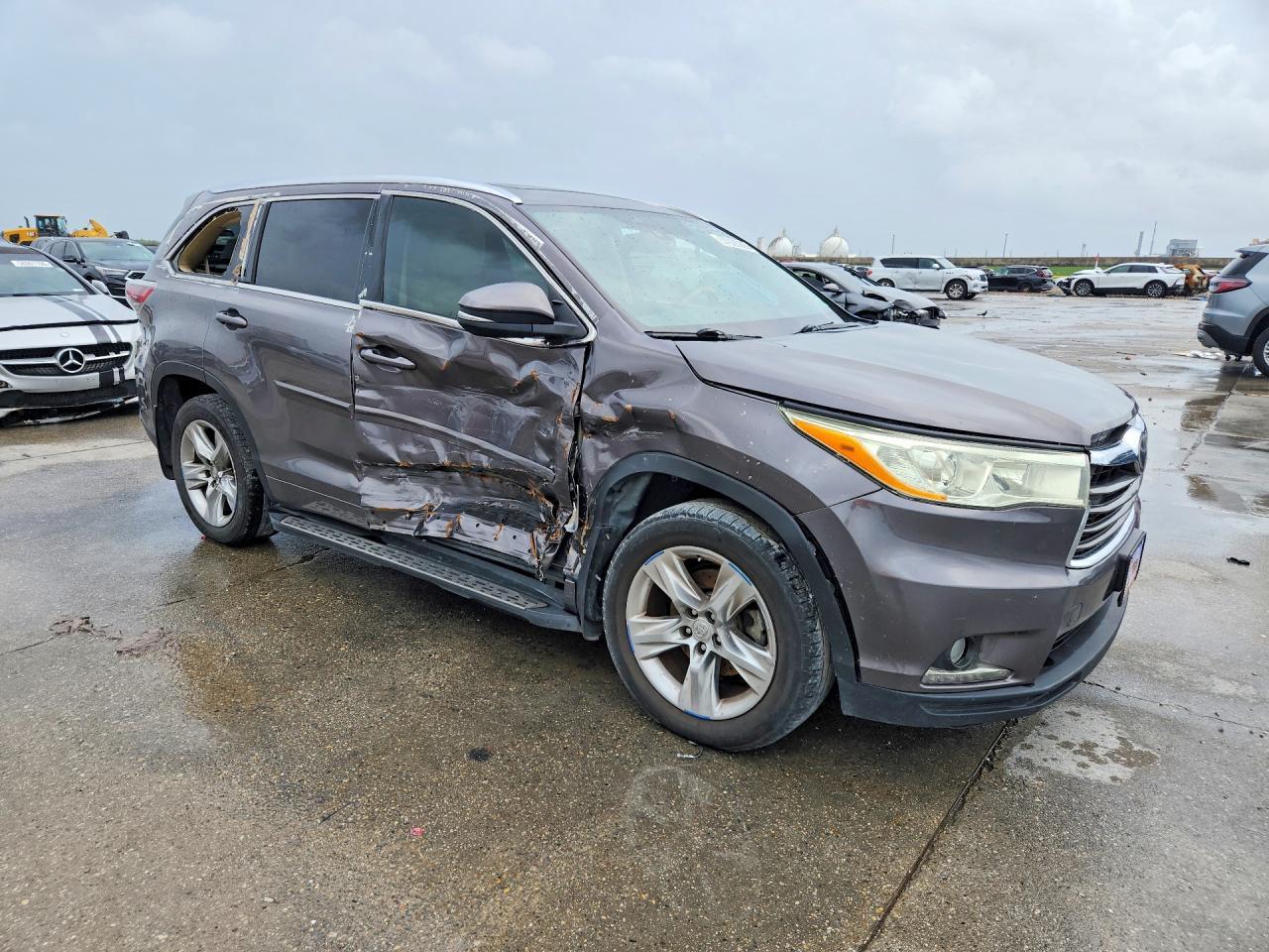 2015 Toyota Highlander Limited Platinum - Фото 4