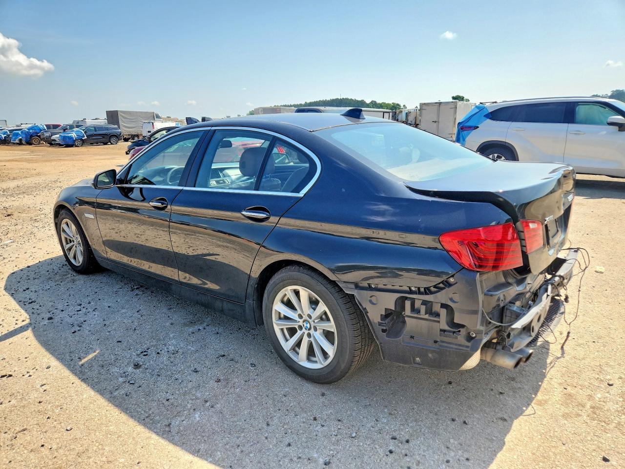 2014 BMW 5 Series - Фото 2
