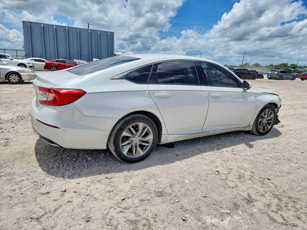 2020 Honda Accord Lx - Фото 3