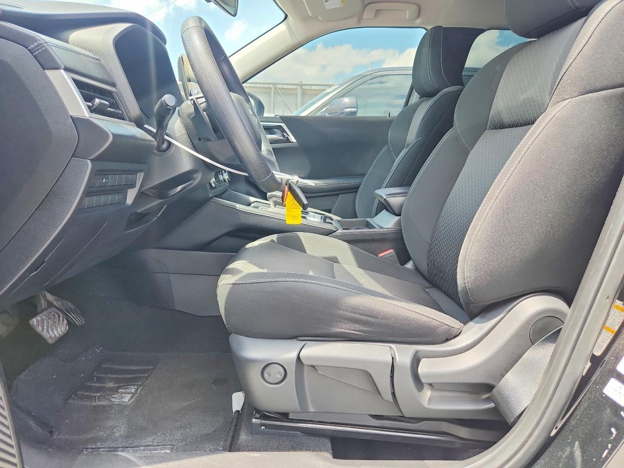 2022 Mitsubishi Outlander Es - Фото 7