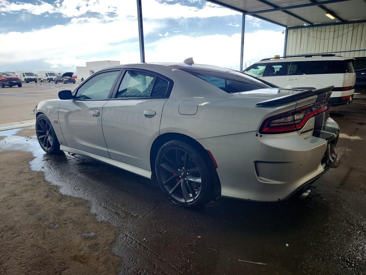 2019 Dodge Charger Scat Pack - Image 2