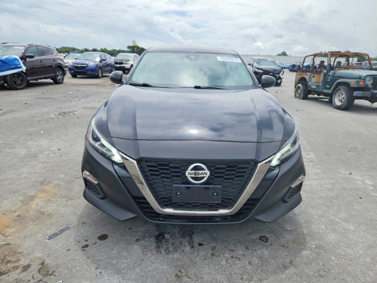 2020 Nissan Altima Sr - Фото 5