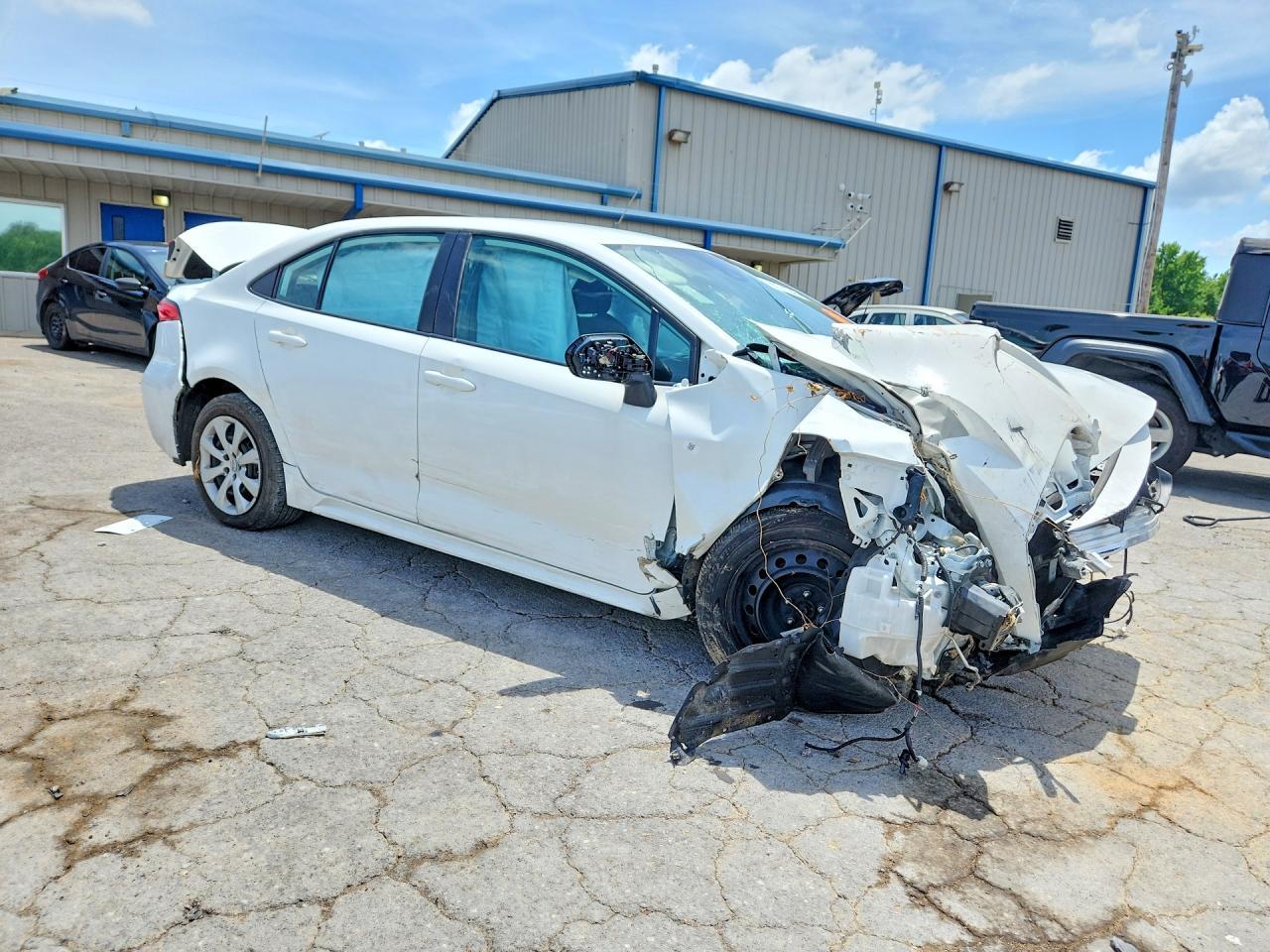 2021 Toyota Corolla Le - Фото 4
