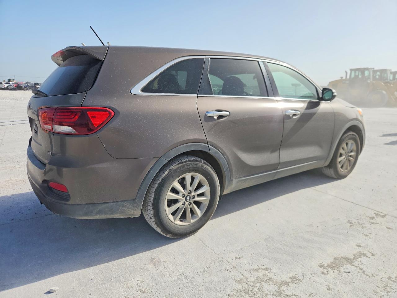 2019 Kia Sorento Lx V6 - Image 3