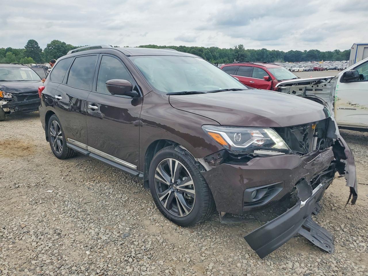 2020 Nissan Pathfinder Platinum - Фото 4