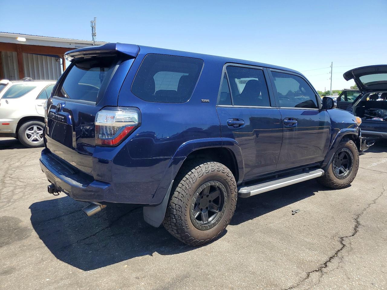 2017 Toyota 4Runner Sr5 Premium - Image 3