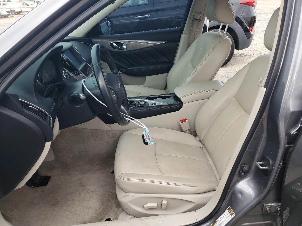 2014 Infiniti Q50 Premium - Image 7