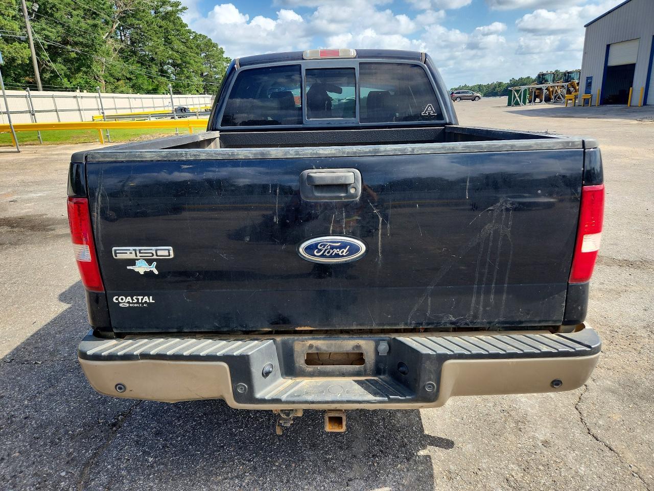 2004 Ford F150 Supercrew - Image 6