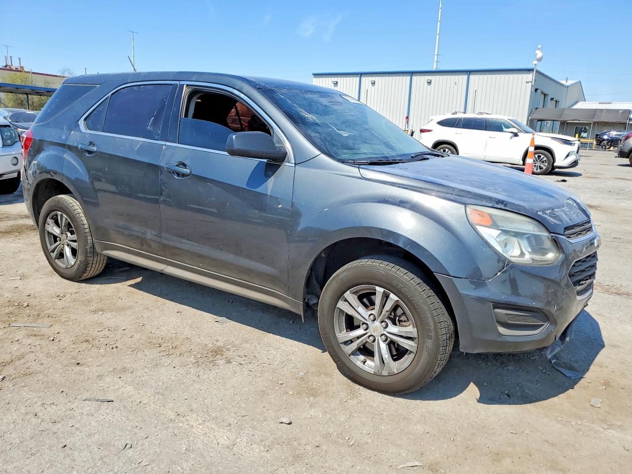 2017 Chevrolet Equinox Ls - Фото 4