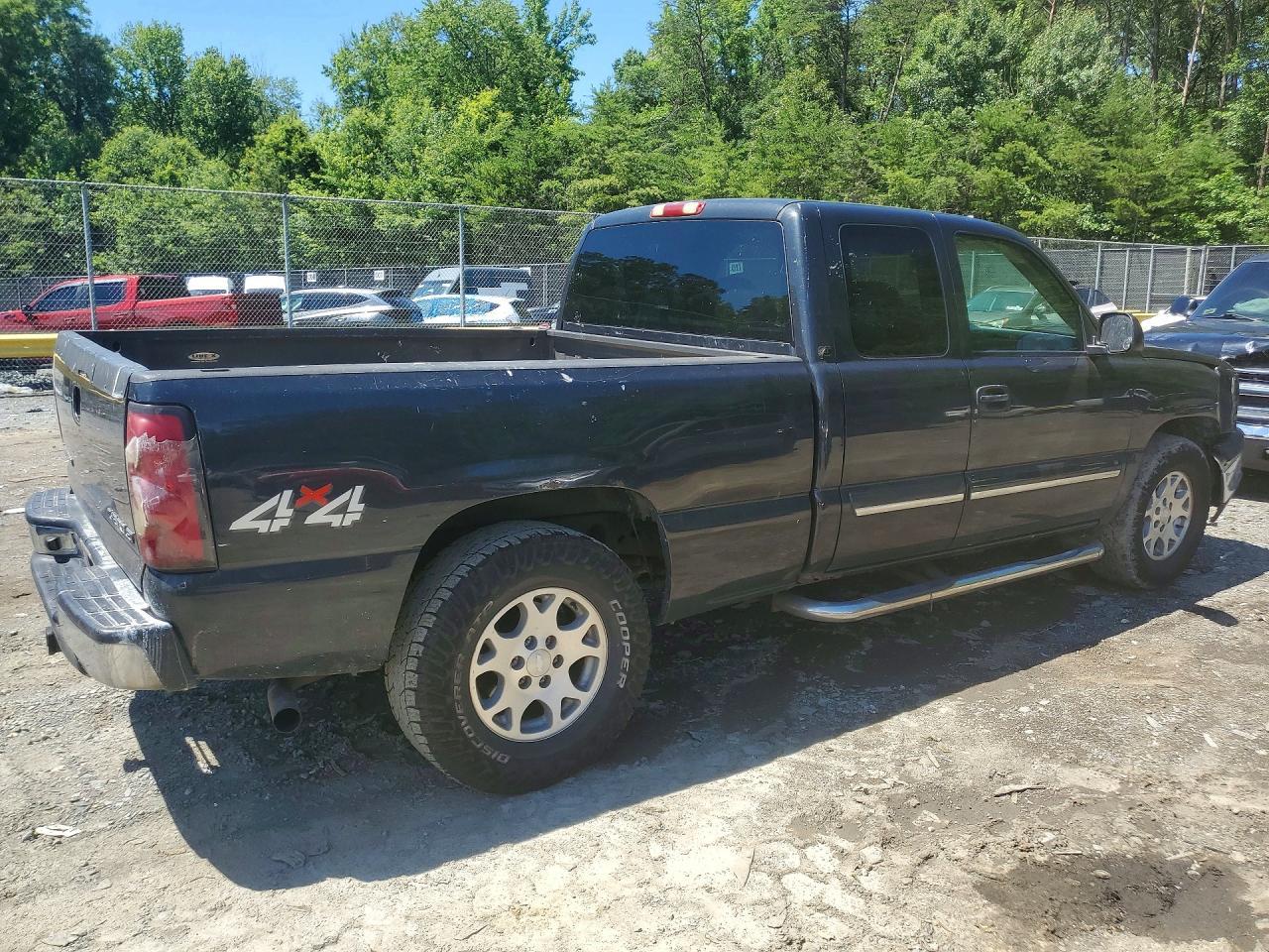 2004 Chevrolet Silverado K1500 - Фото 3