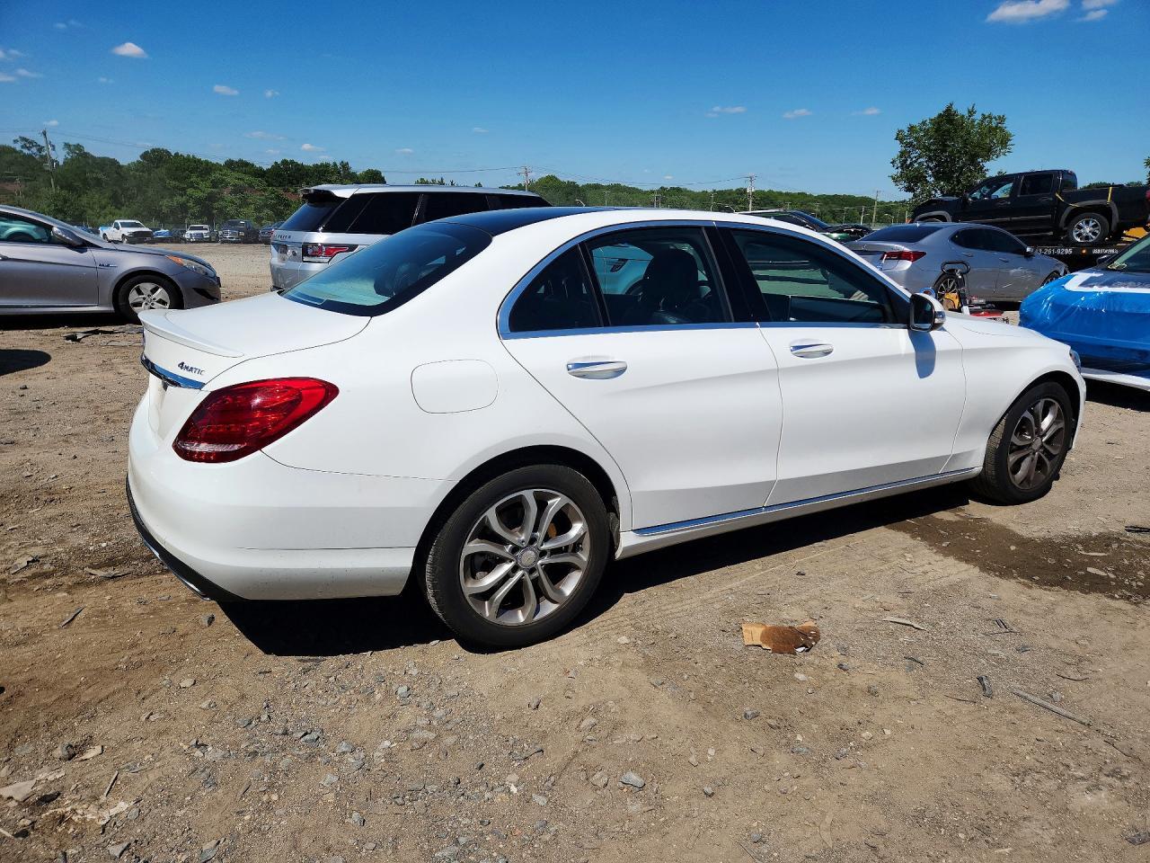 2016 Mercedes-Benz C 300 4Matic - Фото 3