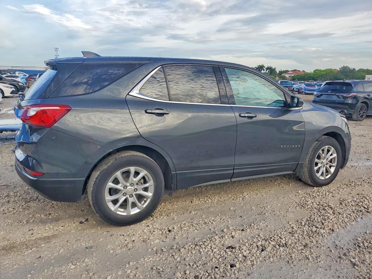 2020 Chevrolet Equinox Lt - Фото 3