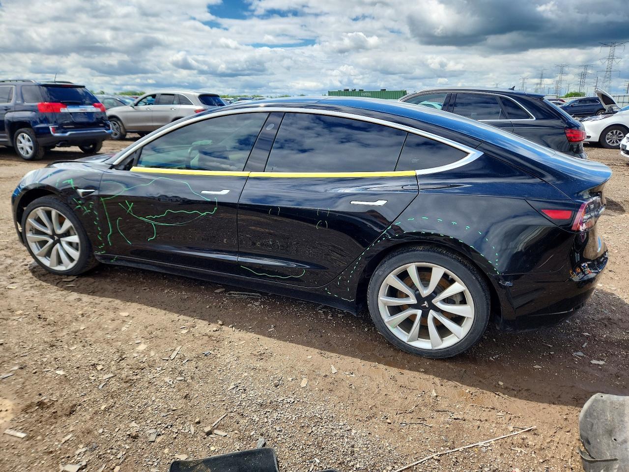 2019 Tesla Model 3 - Image 2