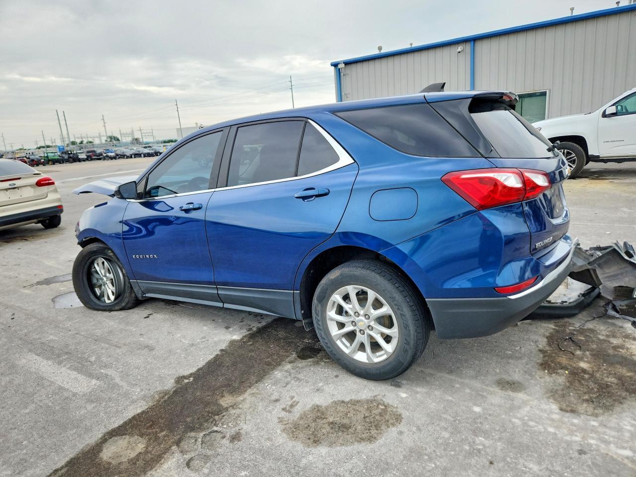 2021 Chevrolet Equinox Lt - Фото 2