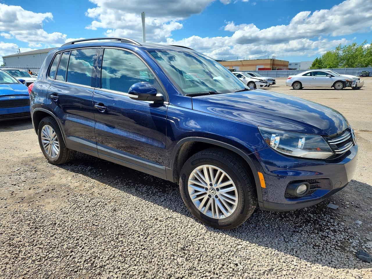 2015 Volkswagen Tiguan S - Фото 4