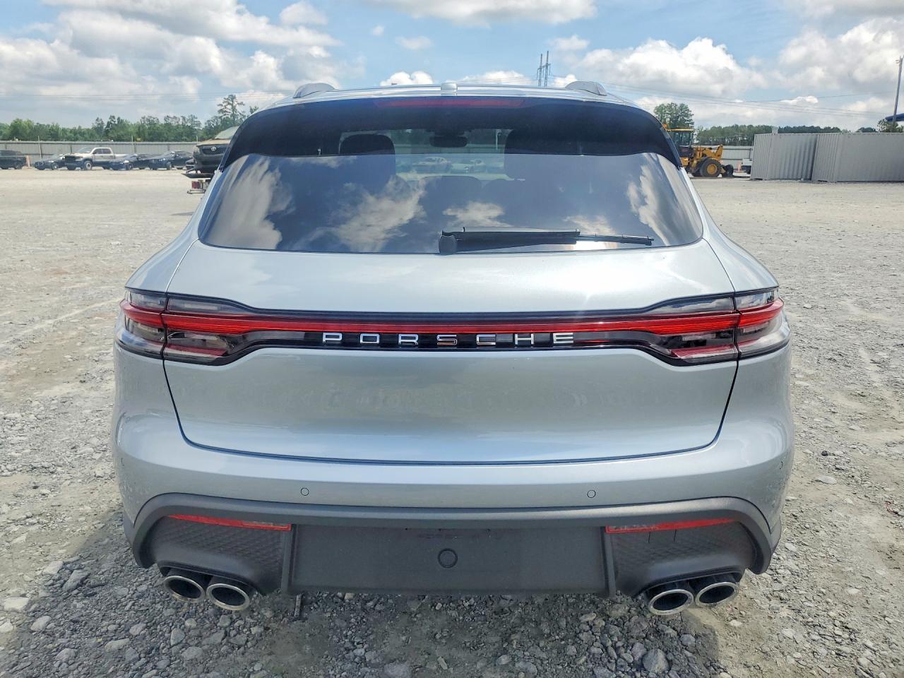2026 Porsche Macan Base - Фото 6