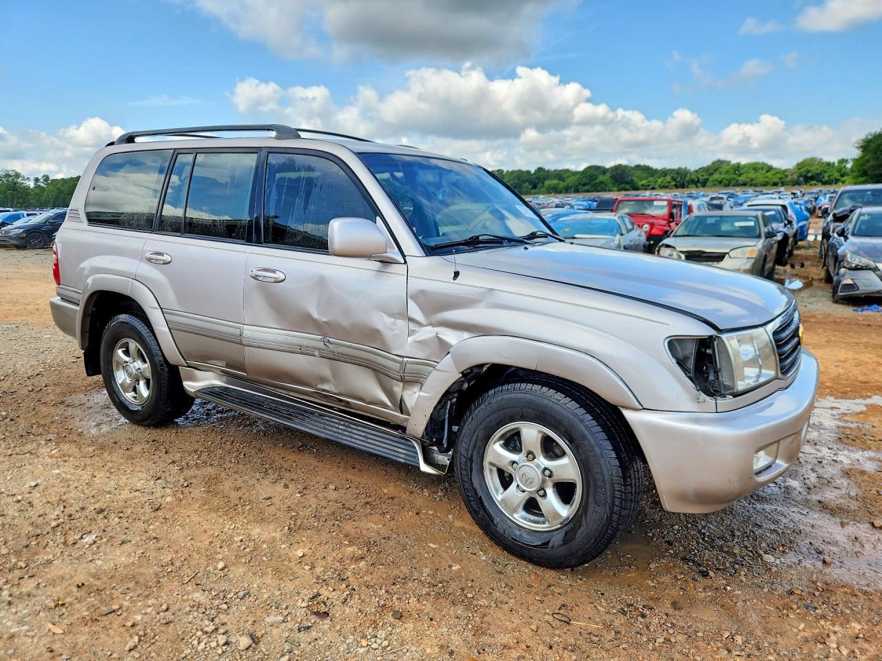 2002 Toyota Land Cruiser Base - Image 4