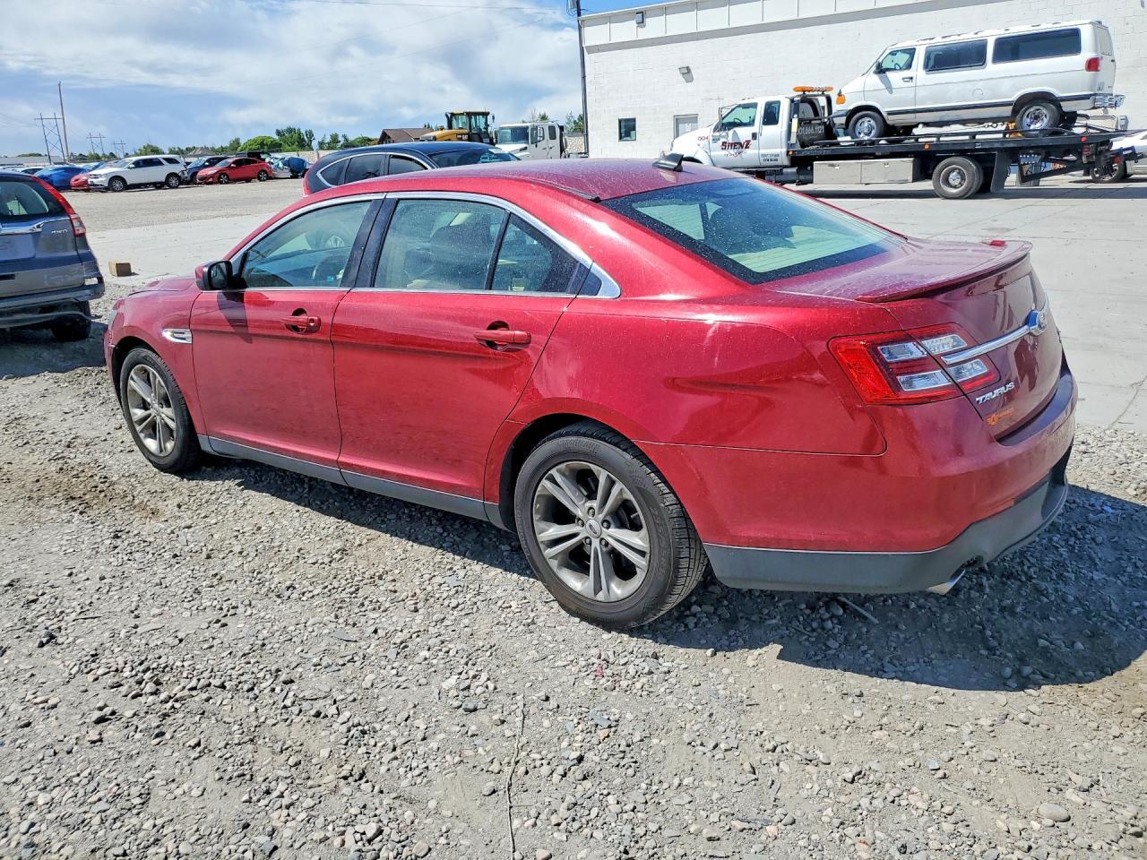 2016 Ford Taurus Sel - Фото 2