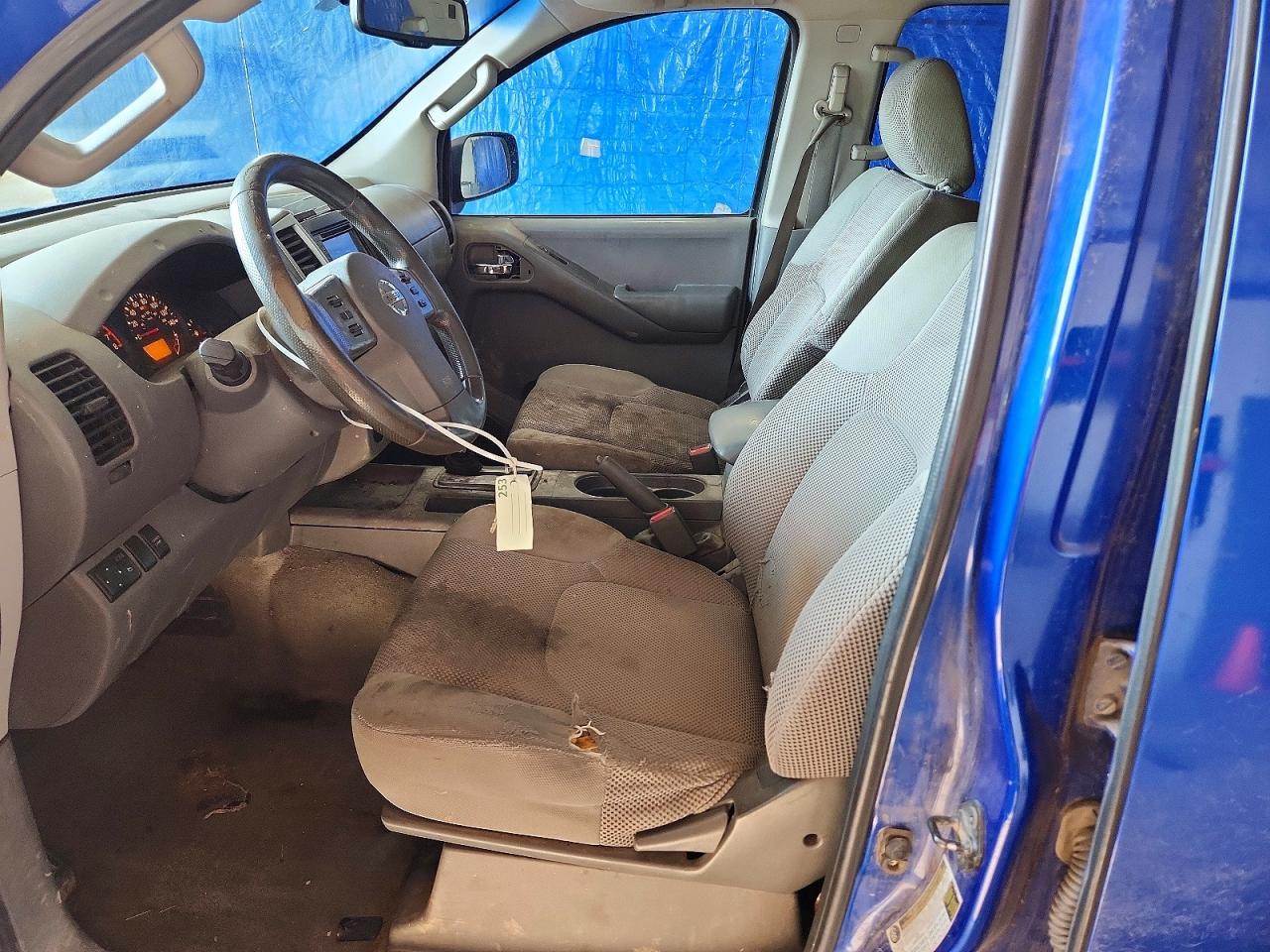 2012 Nissan Frontier Sv V6 - Image 7