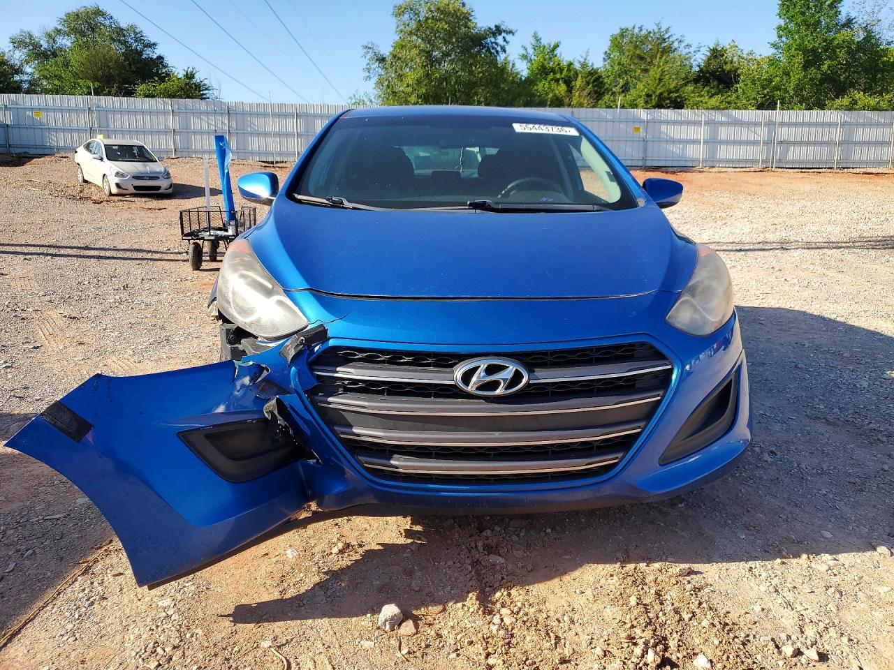 2017 Hyundai Elantra Gt Base - Фото 5