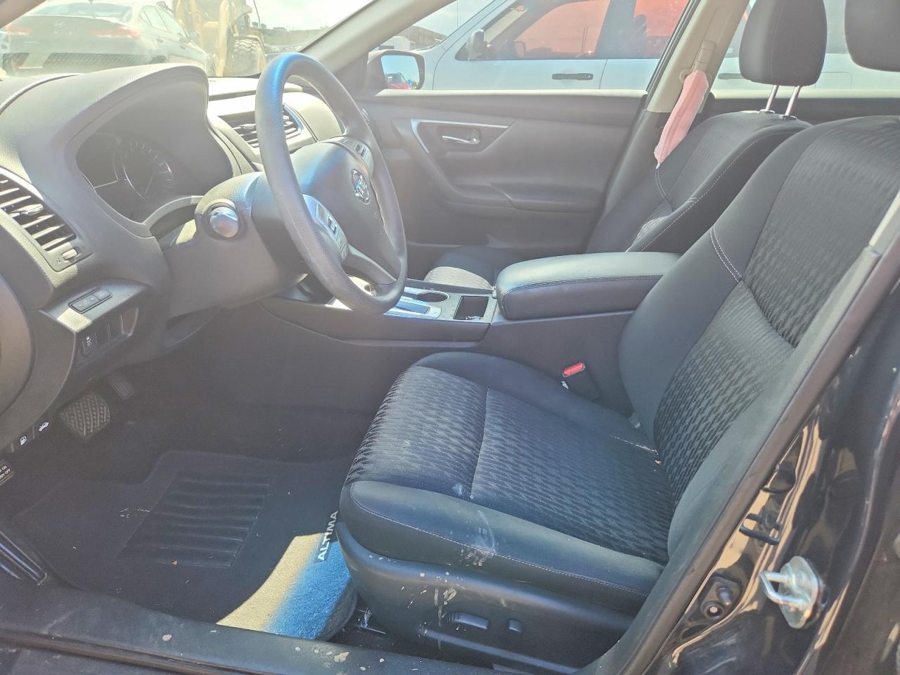 2017 Nissan Altima 2.5 S - Image 7