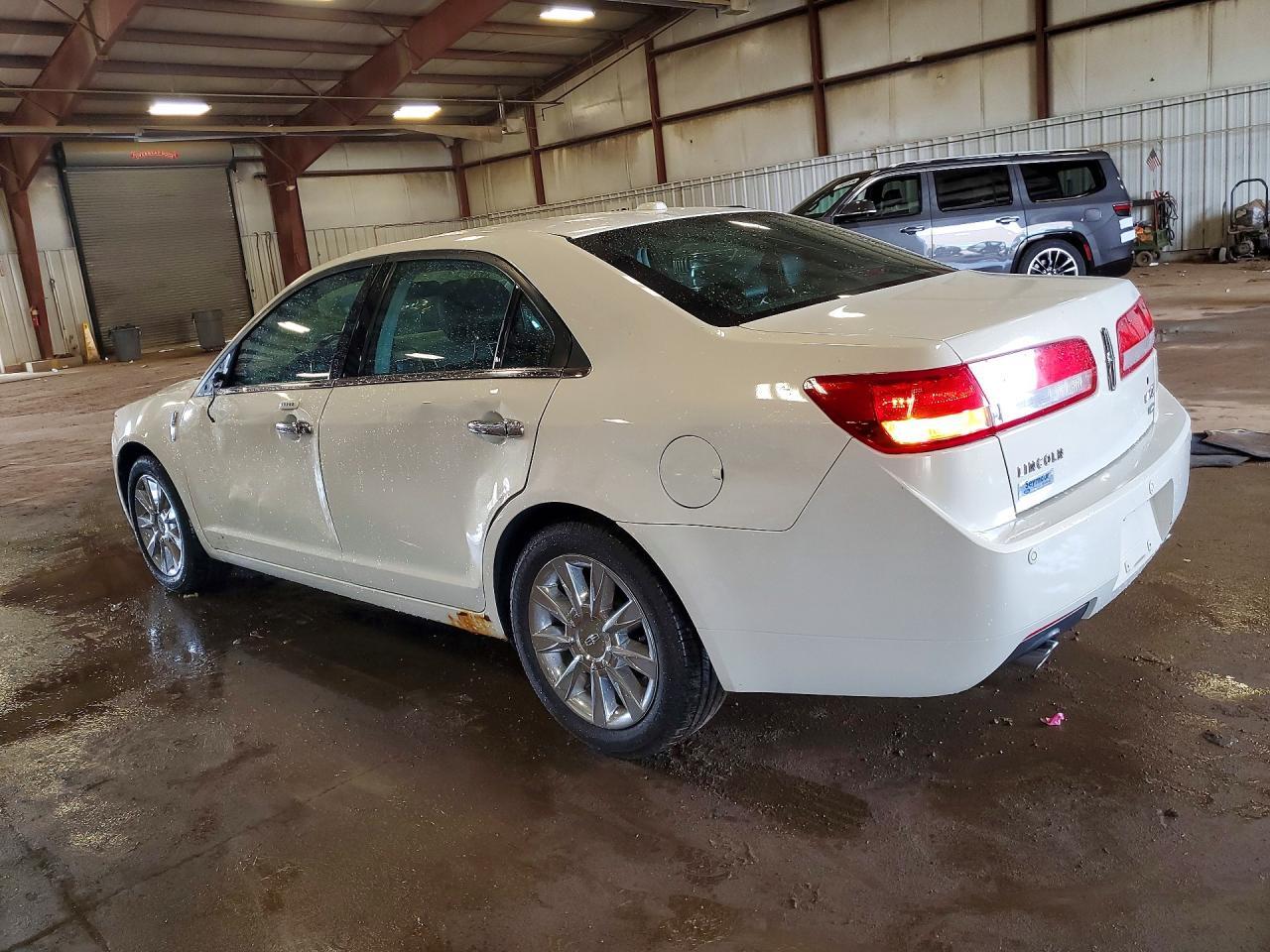 2012 Lincoln Mkz - Фото 2