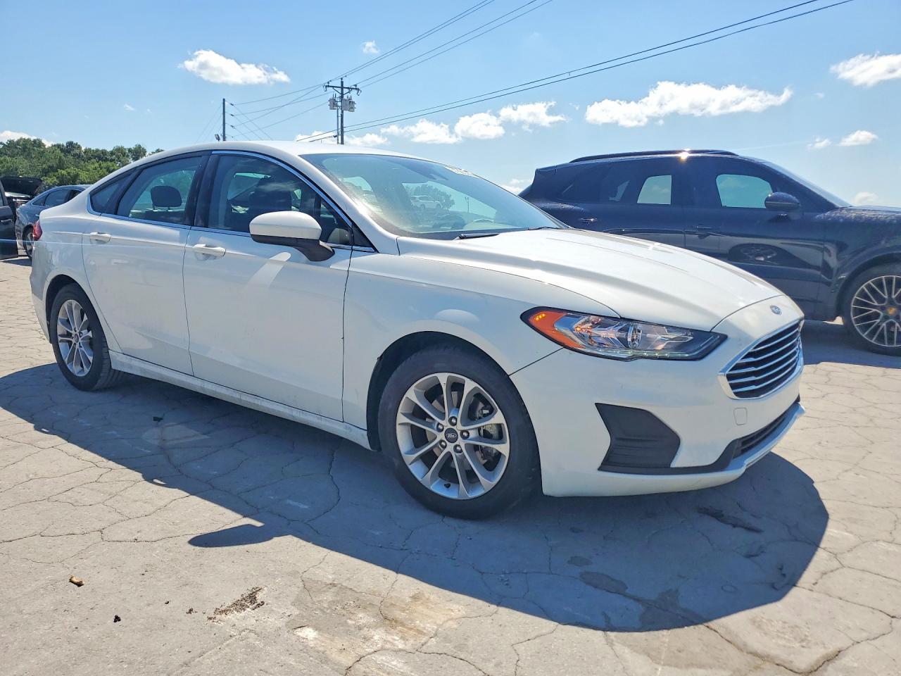 2020 Ford Fusion Se - Image 4