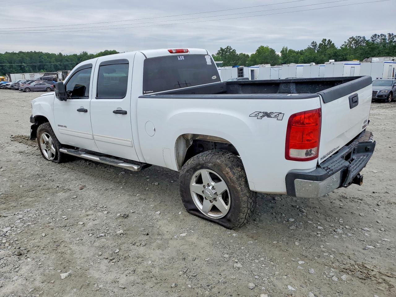 2012 GMC Sierra K2500 At4 - Фото 2