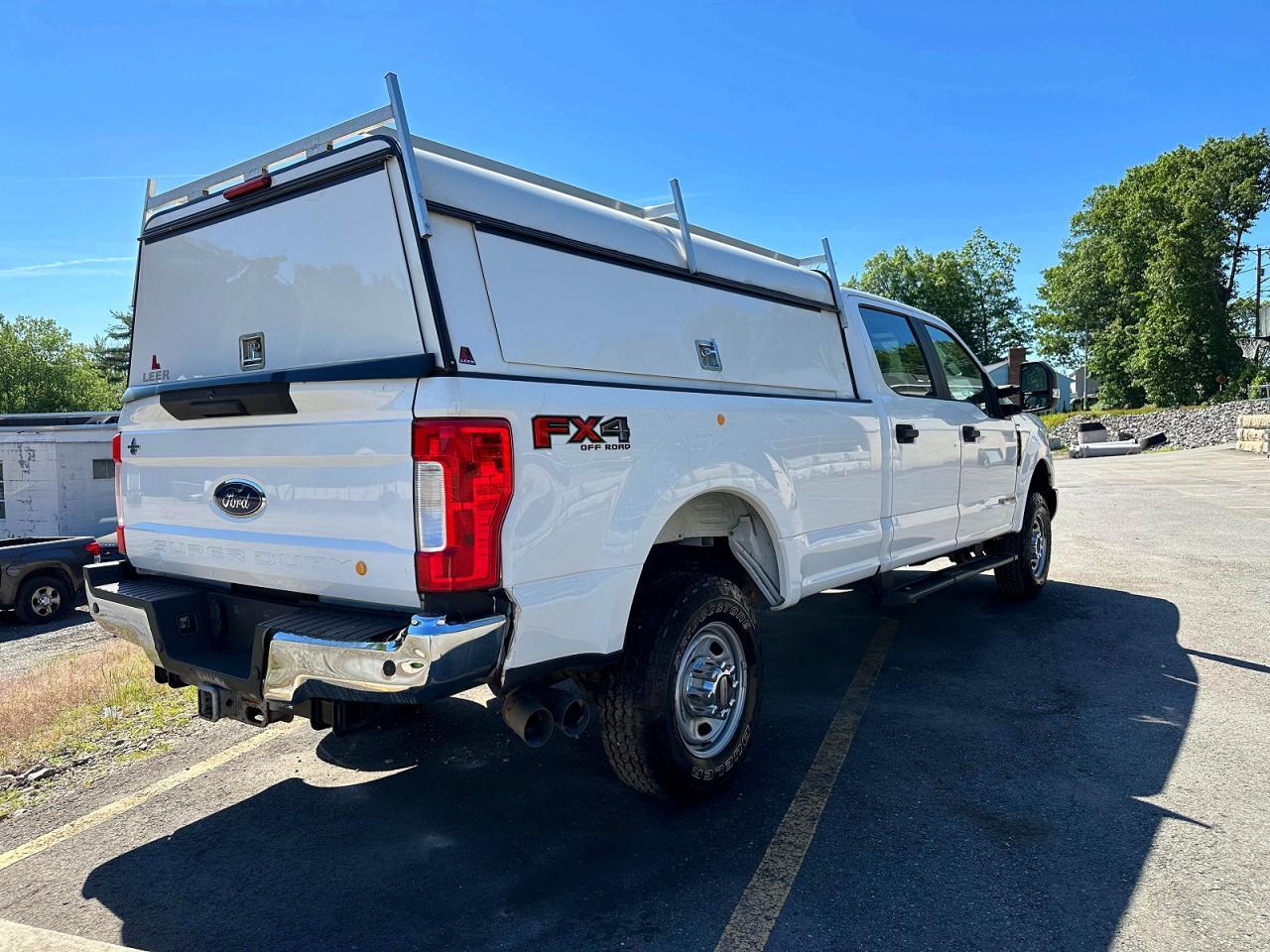 2019 Ford F250 Super Duty - Фото 3