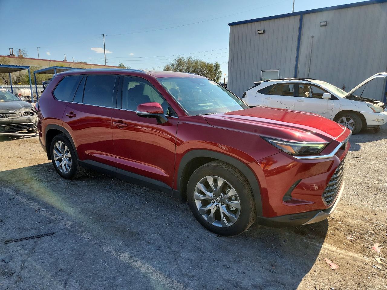 2025 Toyota Grand Highlander Limited - Image 4