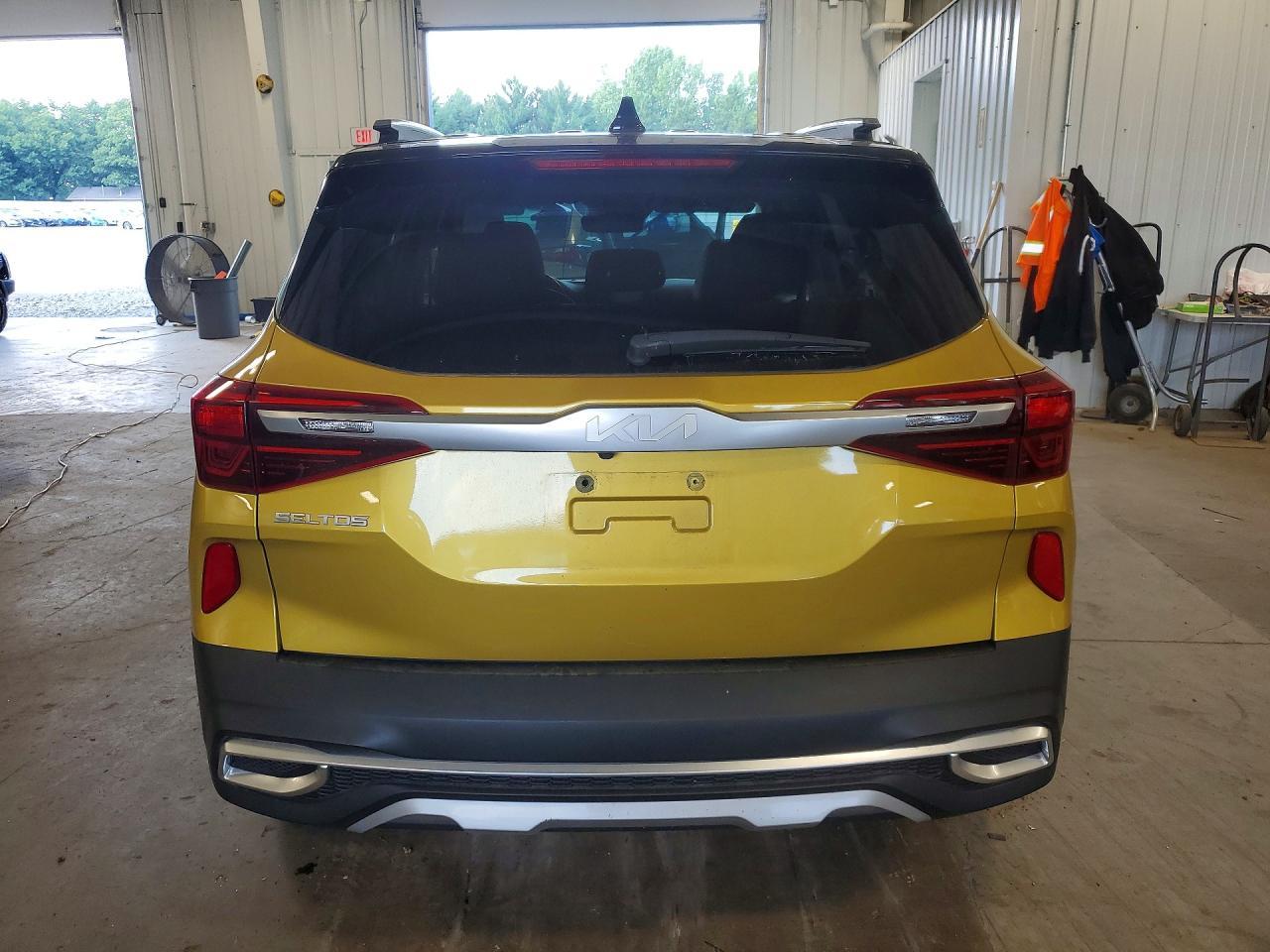 2022 Kia Seltos S - Фото 6
