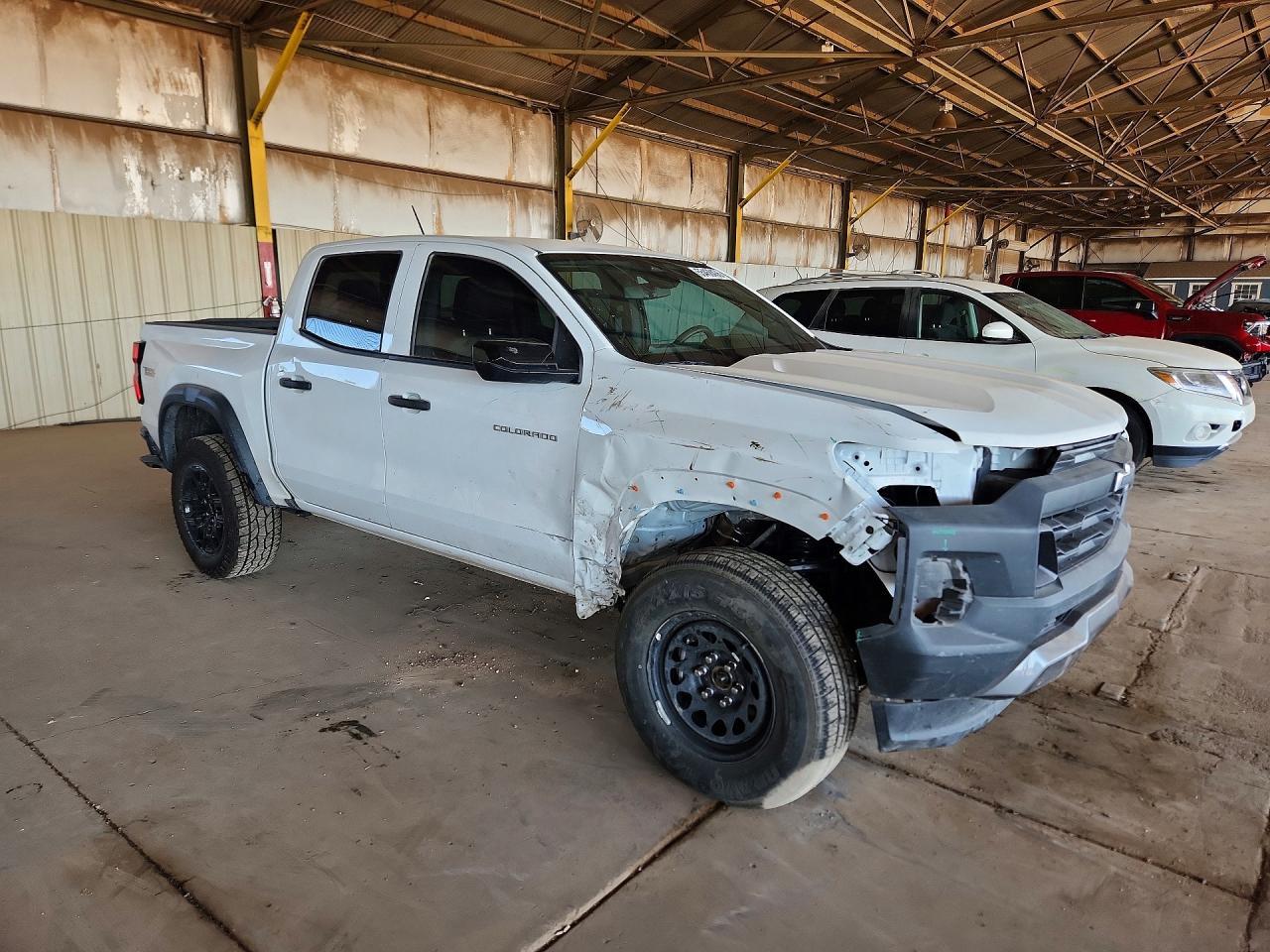 2024 Chevrolet Colorado Trail Boss - Фото 4