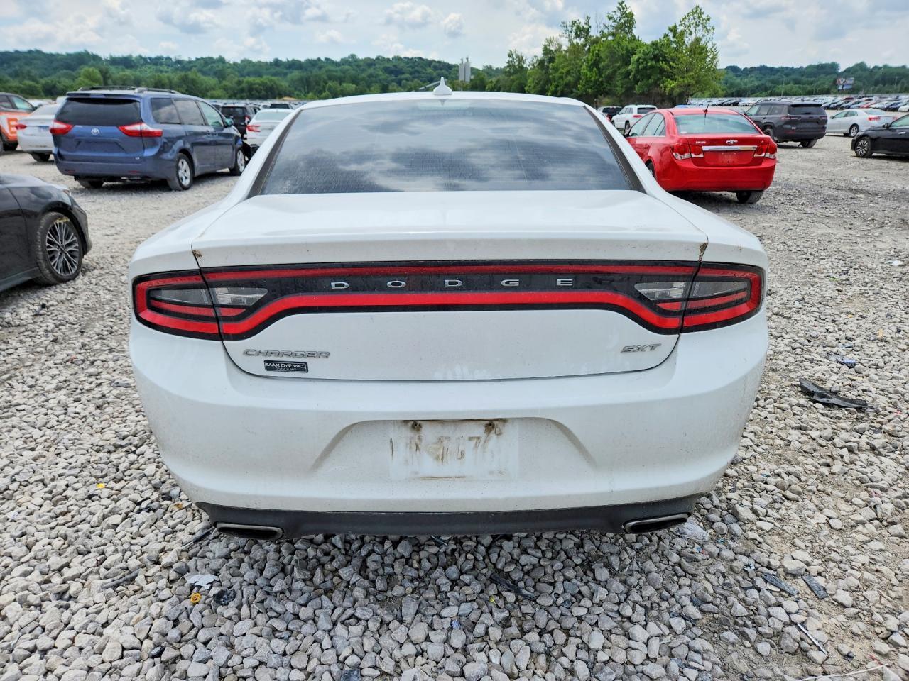 2016 Dodge Charger Sxt - Image 6