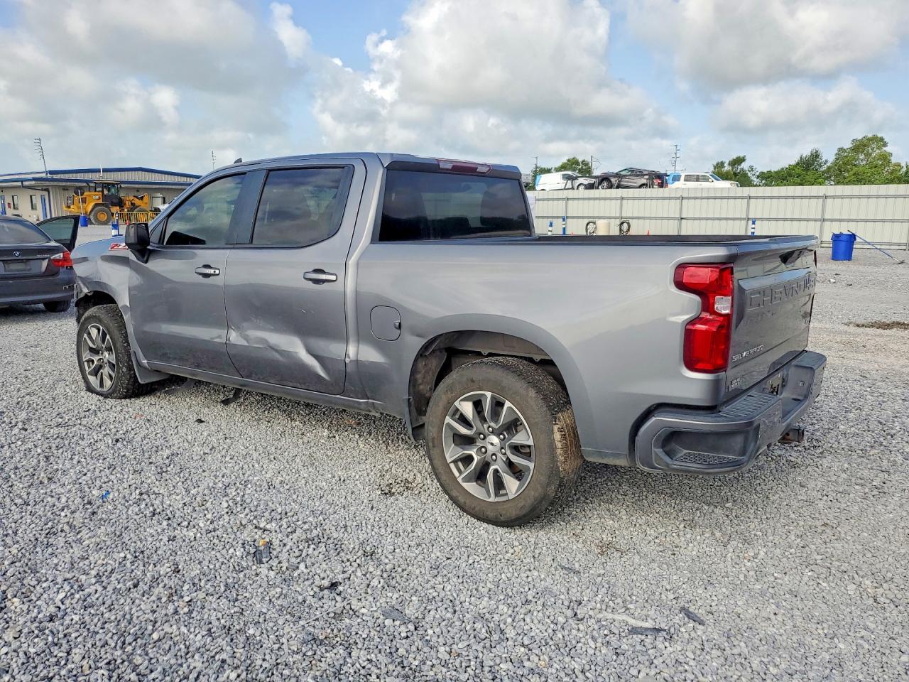 2022 Chevrolet Silverado Ltd K1500 Rst - Фото 2