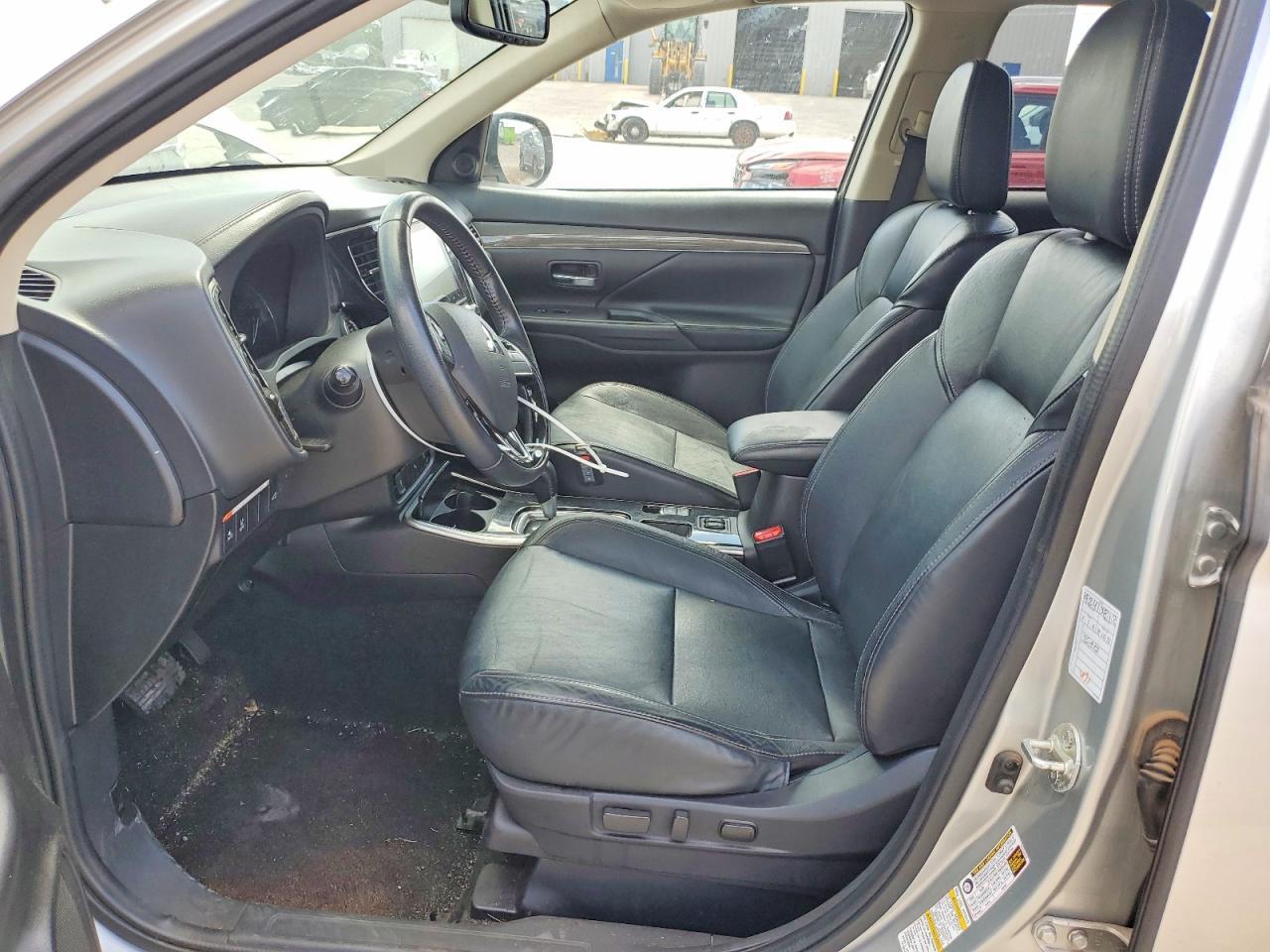 2020 Mitsubishi Outlander Se - Image 7
