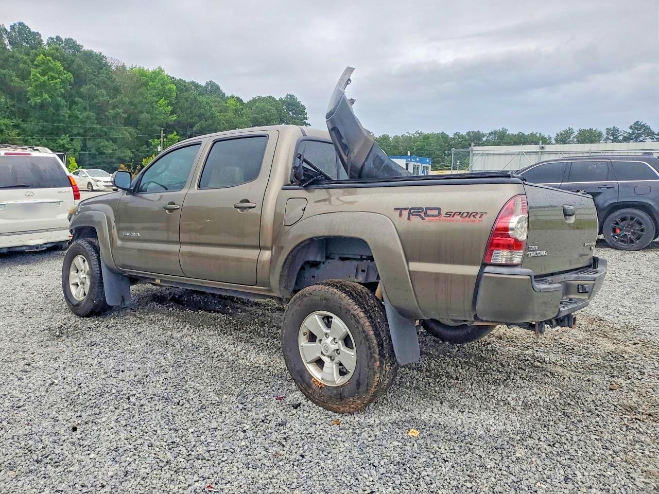2014 Toyota Tacoma Double Cab Prerunner - Фото 2