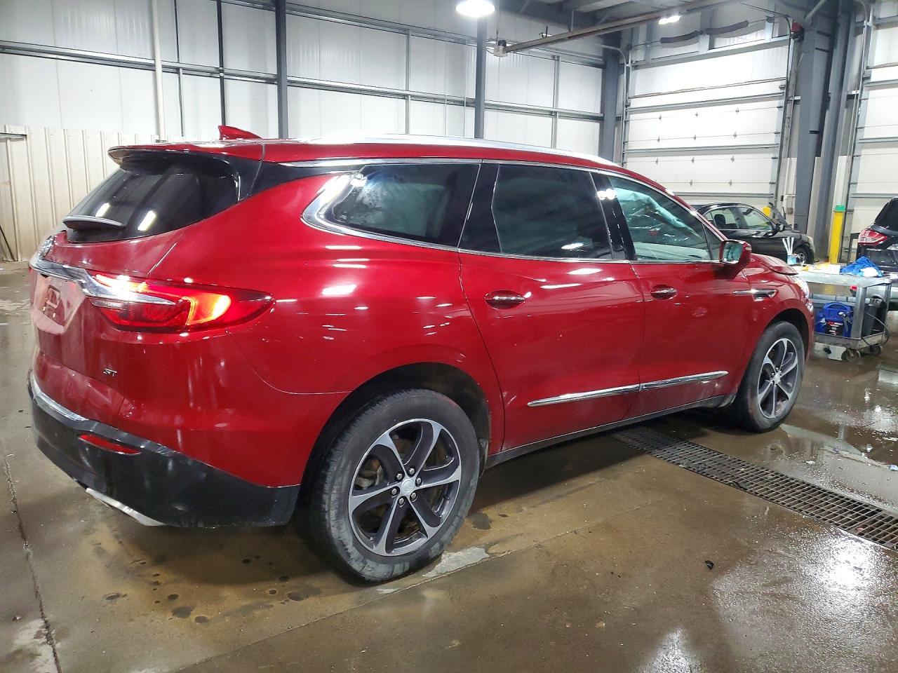 2020 Buick Enclave Essence - Image 3