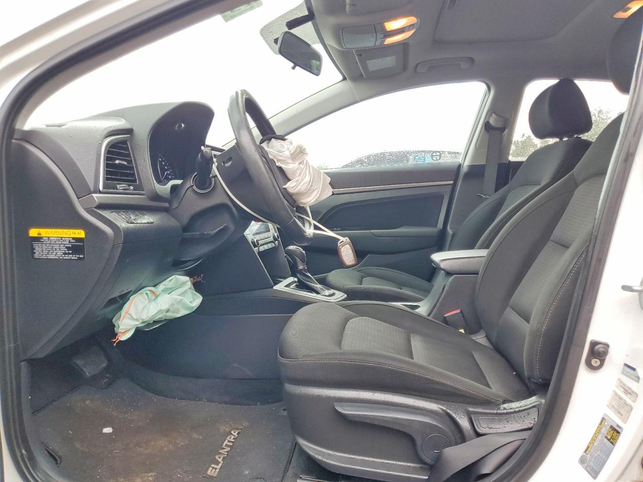 2017 Hyundai Elantra Se - Фото 7