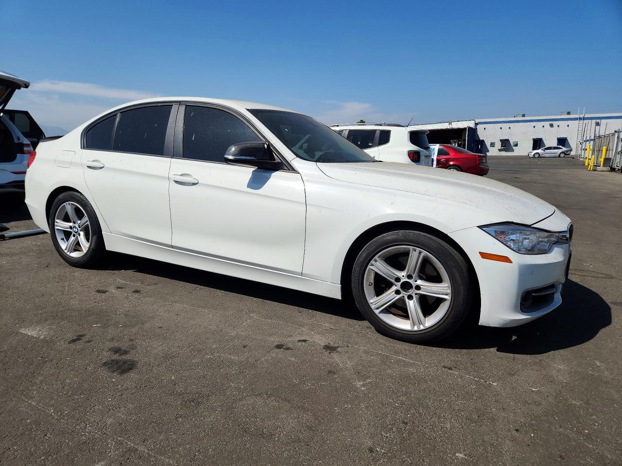 2015 BMW 320 I - Фото 4