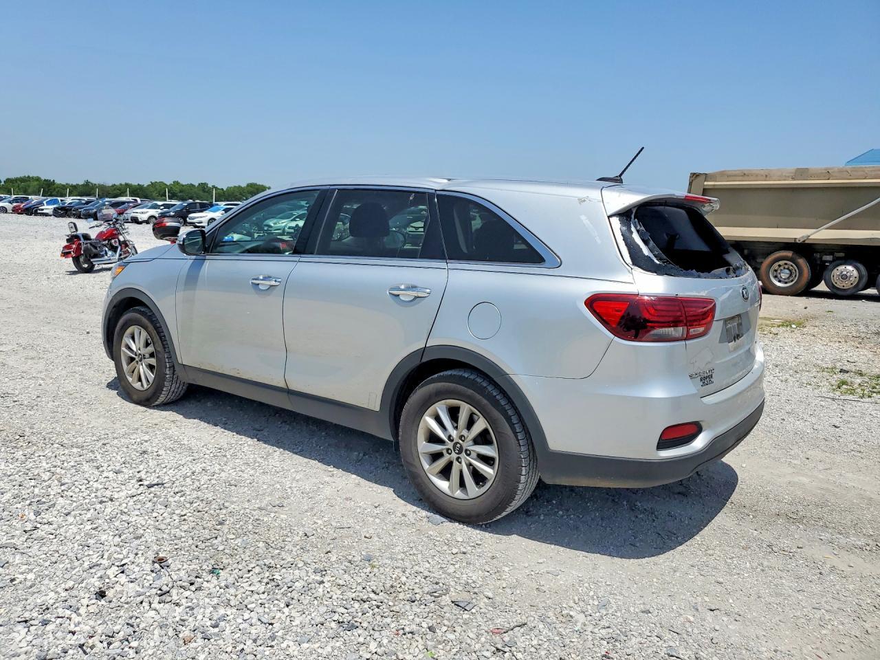 2019 Kia Sorento L - Фото 2