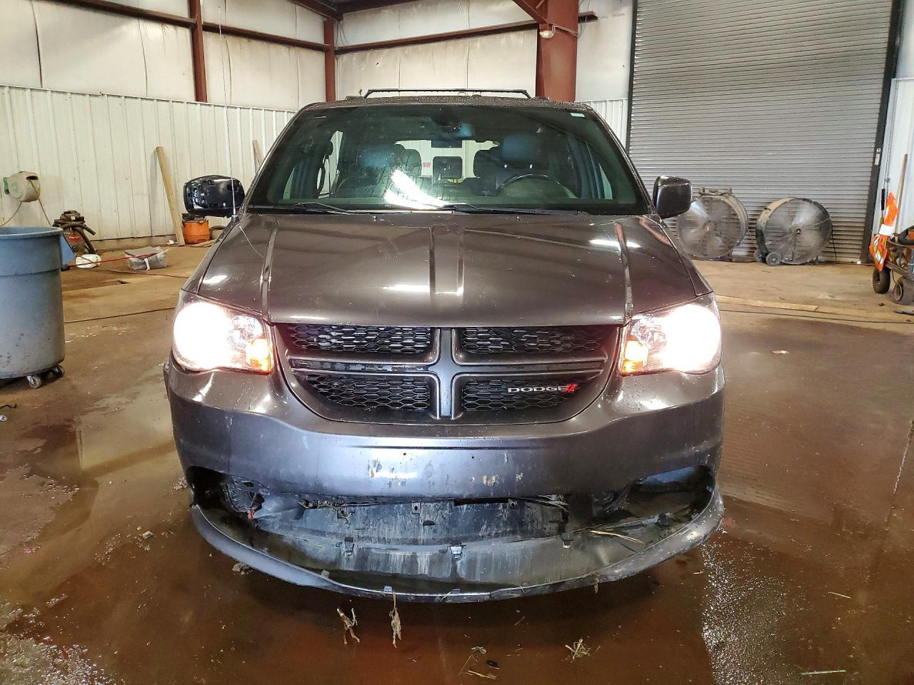 2019 Dodge Grand Caravan Gt - Image 5
