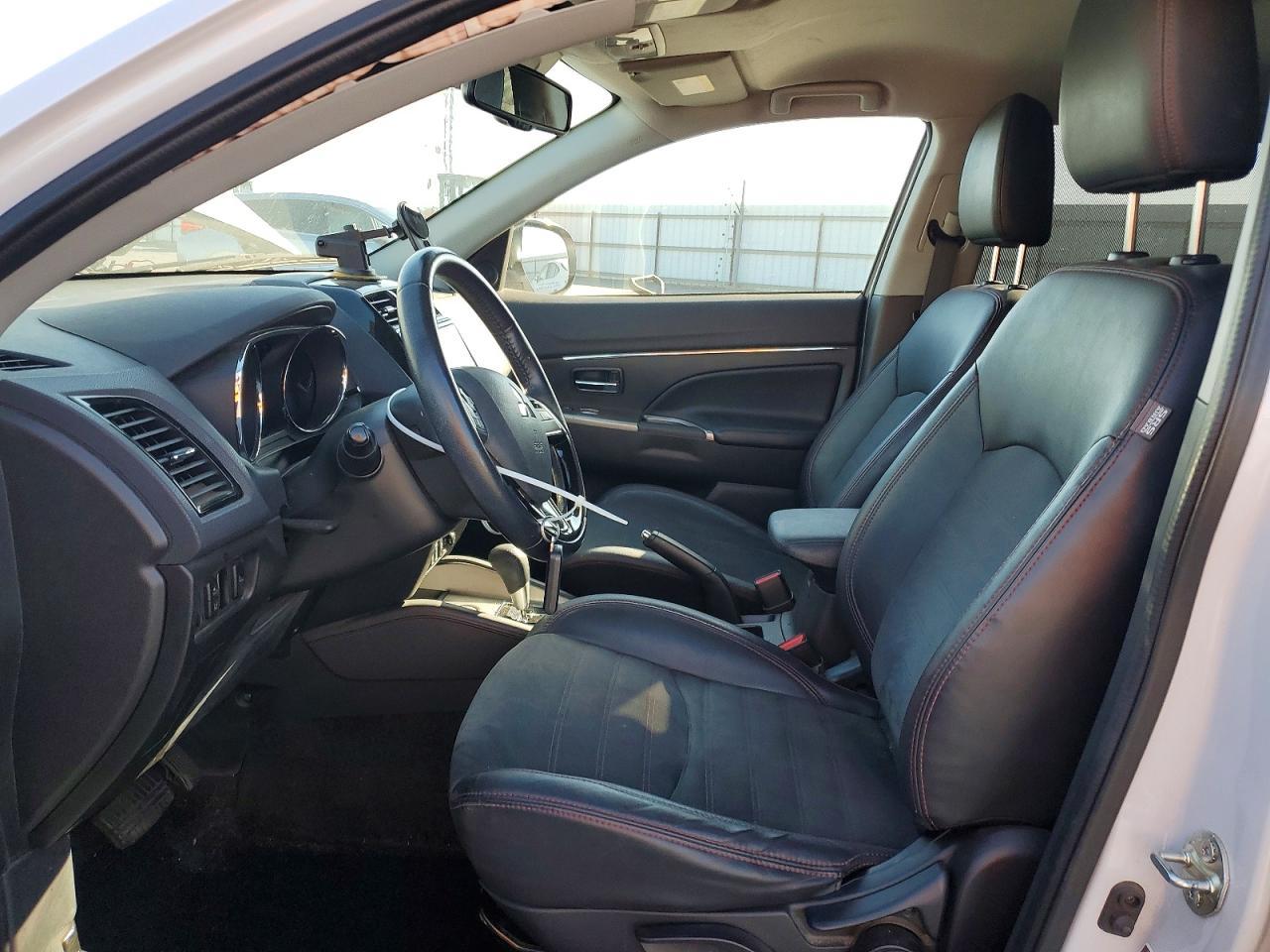 2022 Mitsubishi Outlander Sport Se - Фото 7