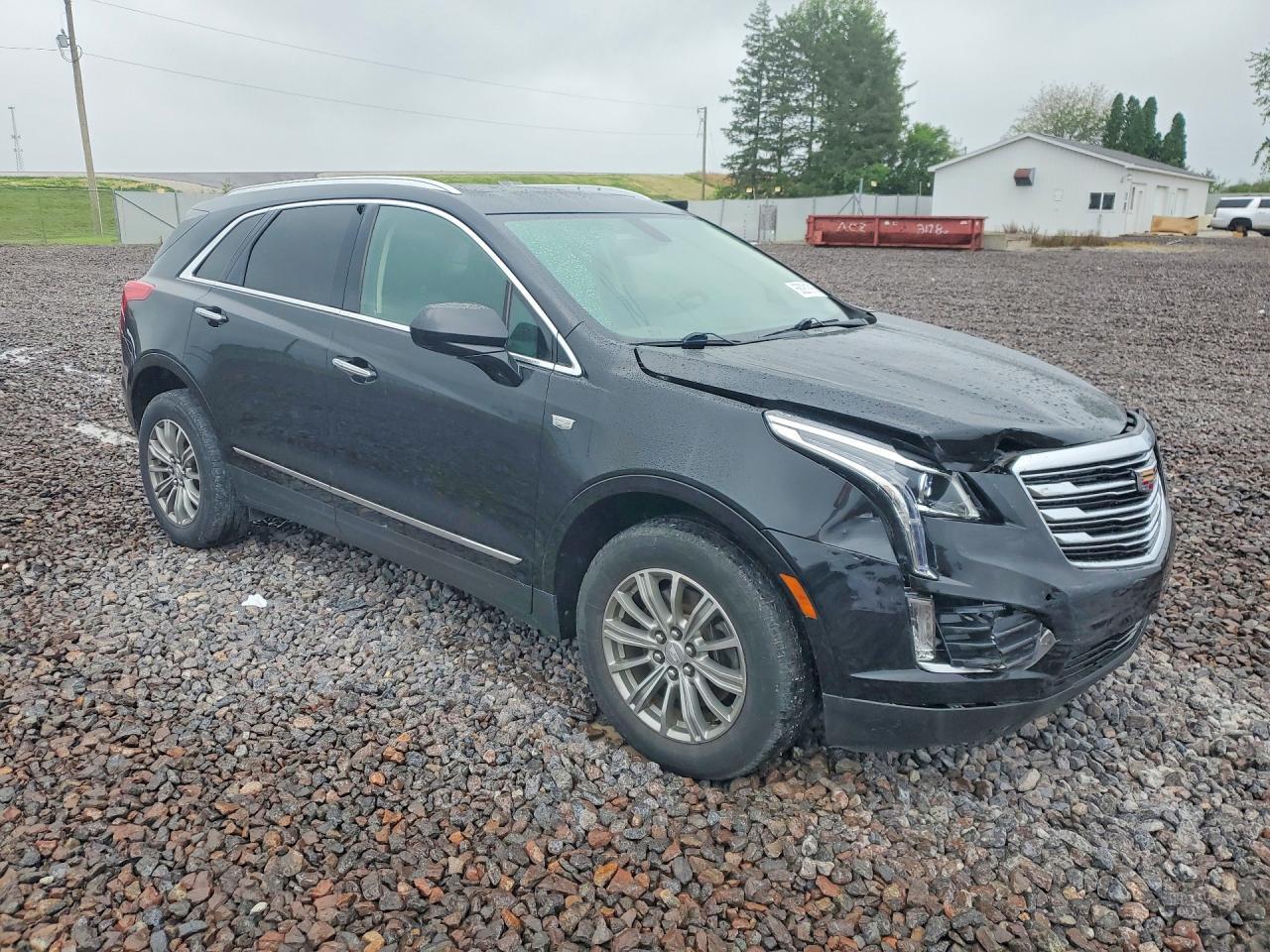 2017 Cadillac Xt5 Luxury - Image 4